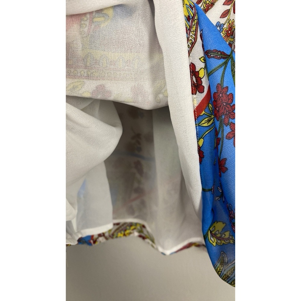 NWT Woman's Top Semi-Sheer Patchwork Floral BOHO Festival Lightweight Size M - Picture 7 of 10